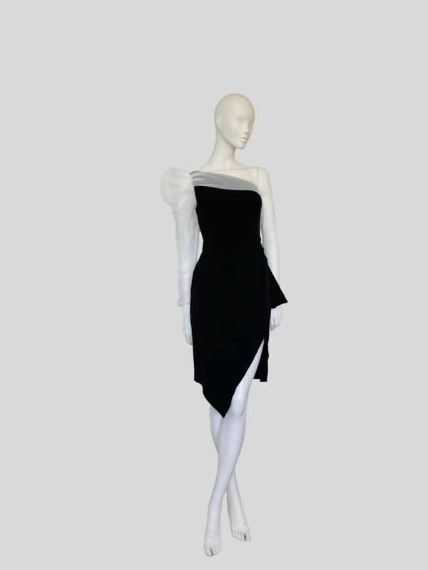 Elegant Black One-Shoulder Asymmetrical Dress