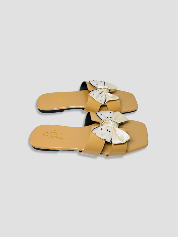 Flat Slide Sandals With Polka Dot Bow