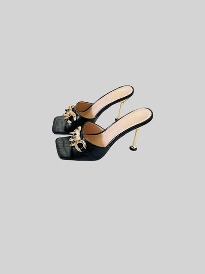 Square Open-Toe Croc Leather Sandale