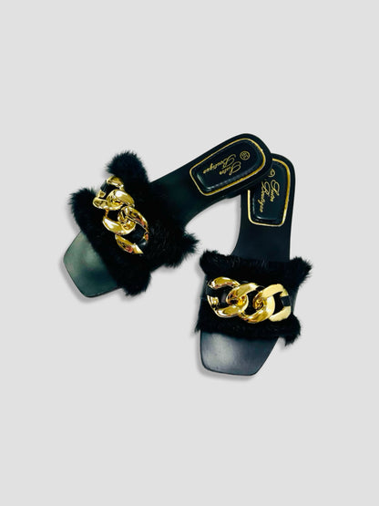 Fluffy Chain Decor Slippers