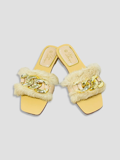 Fluffy Chain Decor Slippers